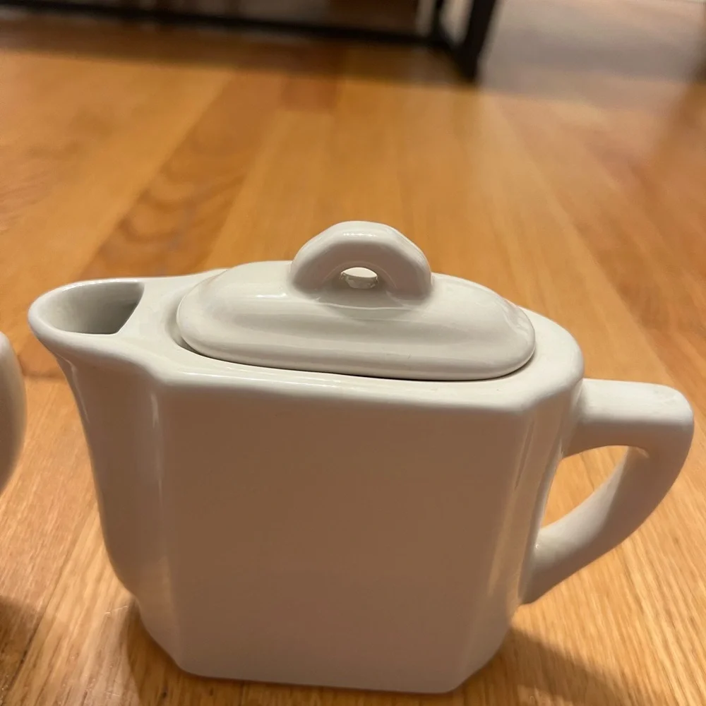 - Restoration Hardware White Ceramic Tea creamer Set